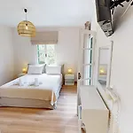 Andrikos A * Kalodhikatika